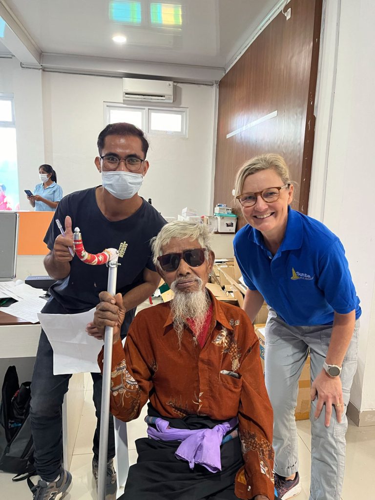 Beckenham Optometrists Avalon NSW Helping Sumba